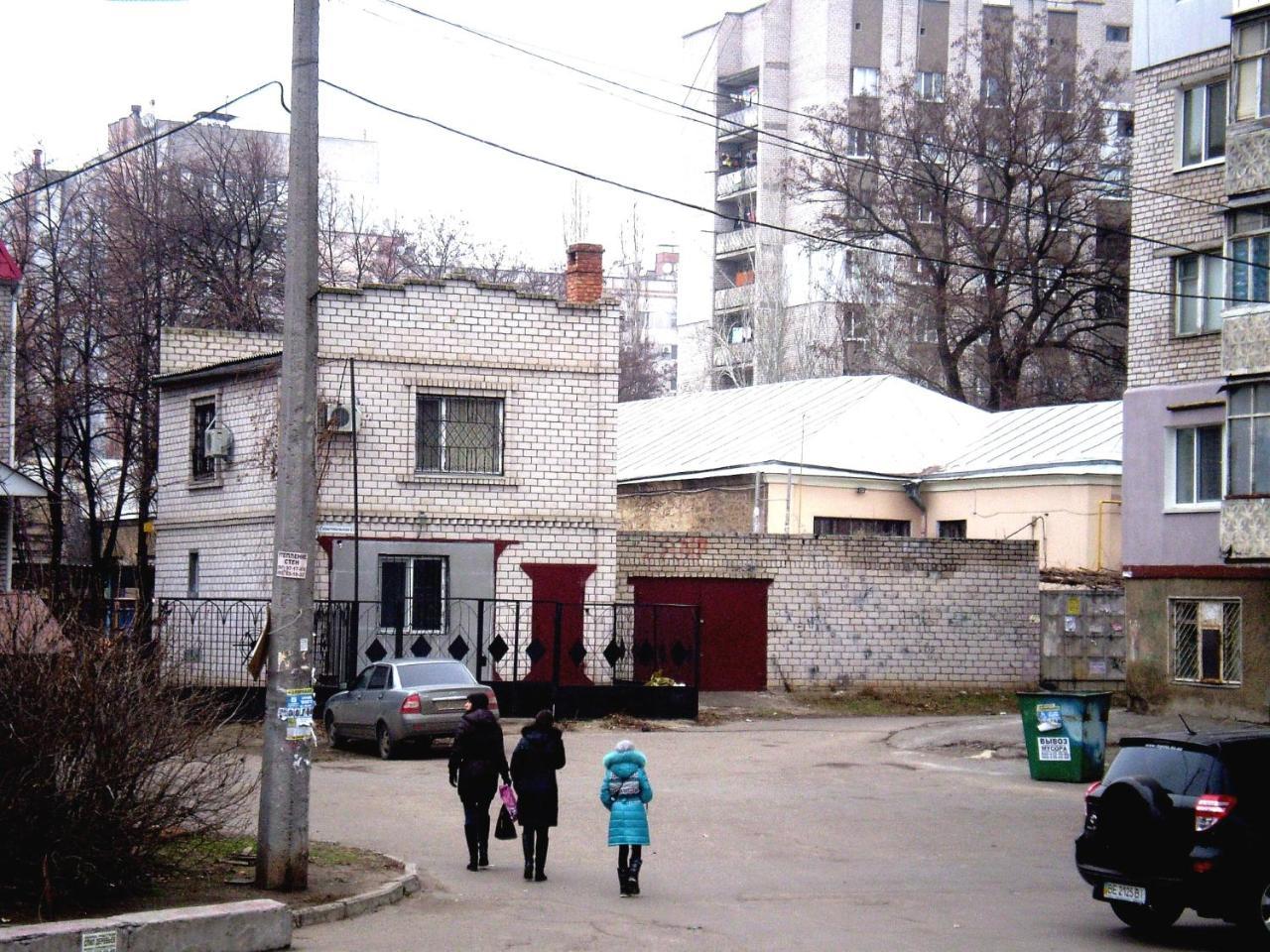 1 Ком Квартира 1 Этаж 3 Дивана, Wi-Fi, Центр Города, Садовая-Чкалова "Сильпо" И "Атб" Отдельный Дом 2 Этажа Nikolayev Ngoại thất bức ảnh